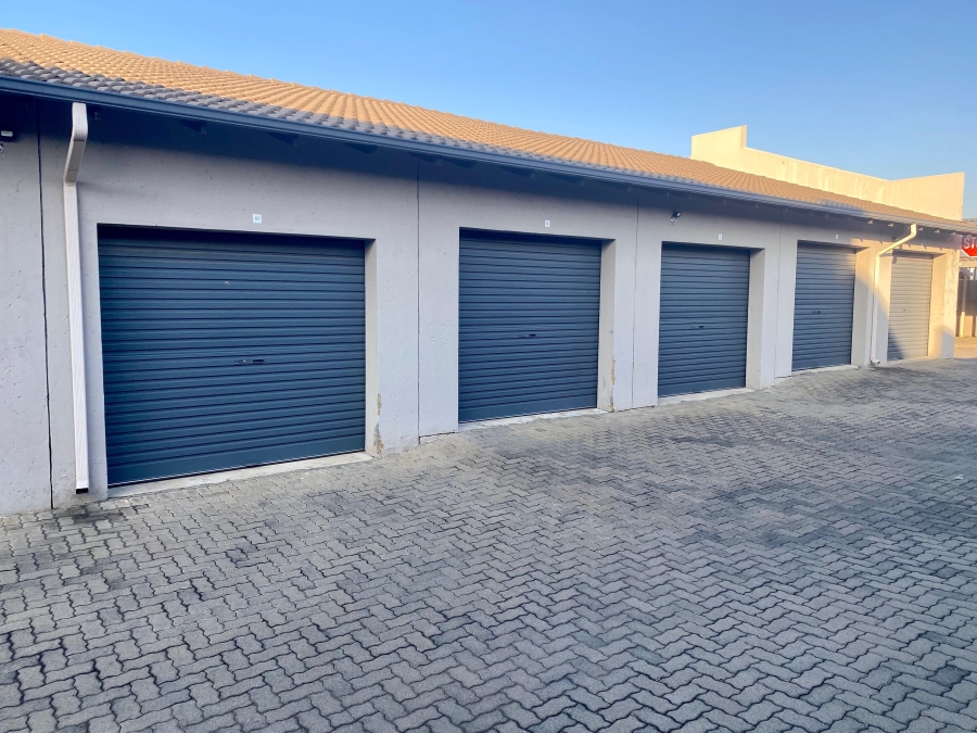 2 Bedroom Property for Sale in Waterval East North West
